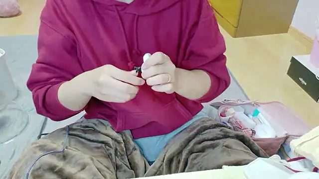 Snapshot of _usya_2525 chatting on December 2, 2025, 4:13 pm usya 2525 online show from December 2, 2025, 4:13 pm