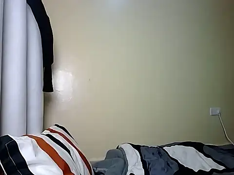 pinky babe online show from May 27, 2026, 7:49 am