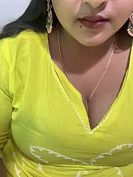 Ayesha mahi online show from April 12, 2026, 1:38 pm