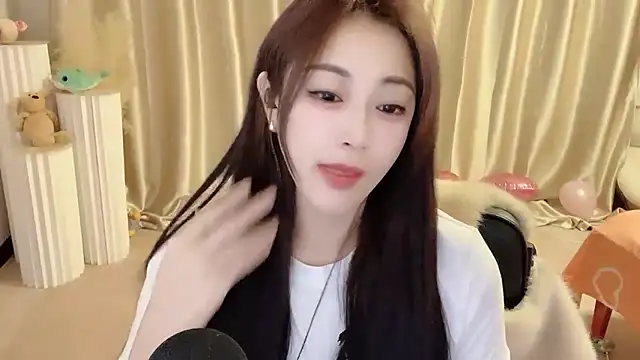 Daisy-77 online show from January 30, 2025, 6:21 pm