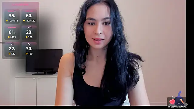 Snapshot of Mile_Madeline chatting on December 19, 2024, 8:34 am Mile Madeline online show from December 19, 2024, 8:34 am