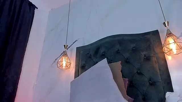 Snapshot of annyvans chatting on December 16, 2025, 9:53 pm annyvans online show from December 16, 2025, 9:53 pm