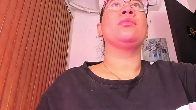 alondrabigtits online show from February 25, 2026, 12:37 pm