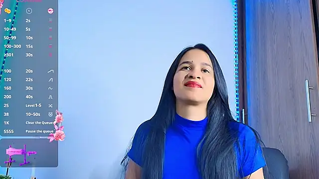 Snapshot of Alba_Olimpo chatting on November 9, 2025, 12:36 pm Alba Olimpo online show from November 9, 2025, 12:36 pm