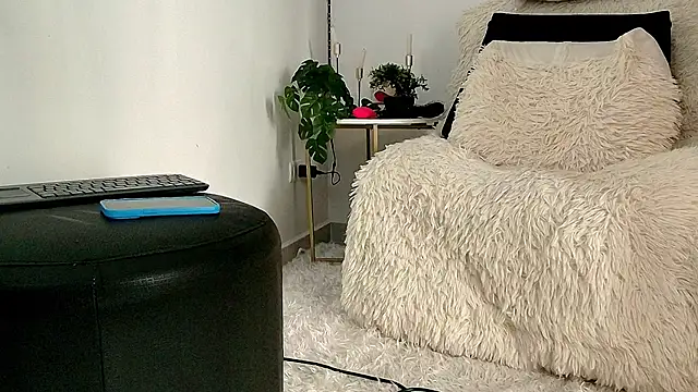 Alba Olimpo online show from April 14, 2026, 5:08 pm