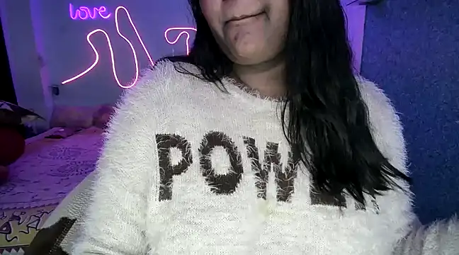 Snapshot of expression_queen chatting on January 25, 2025, 10:18 pm expression queen online show from January 25, 2025, 10:18 pm