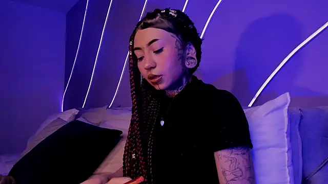 Evangeline bell online show from January 14, 2025, 2:53 pm