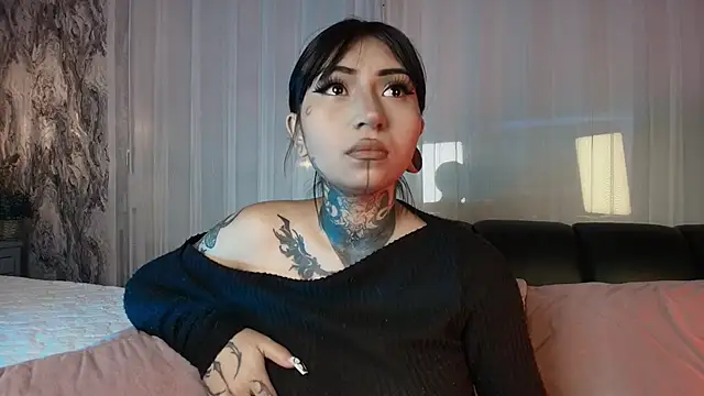 Evangeline bell online show from December 5, 2025, 8:16 pm