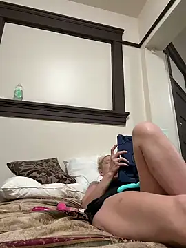 SunnyRays69 online show from September 24, 2025, 12:52 pm