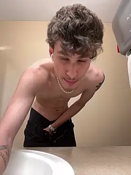 Snapshot of ppahcket chatting on January 16, 2025, 9:51 pm ppahcket online show from January 16, 2025, 9:51 pm