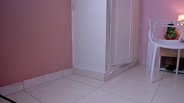  bianca 18 online show from December 11, 2024, 2:44 pm