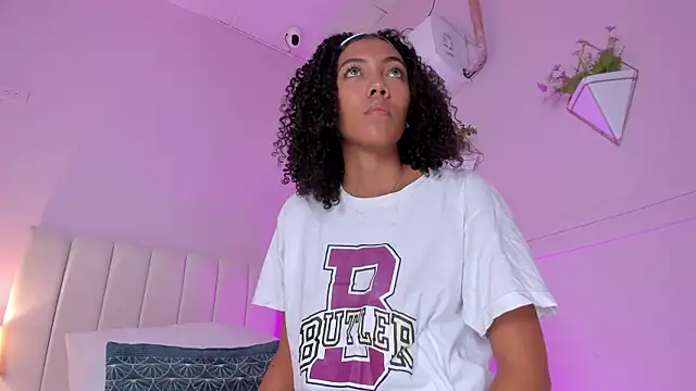  bianca 18 online show from January 30, 2025, 11:33 am