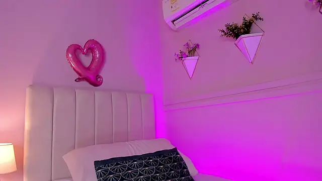  bianca 18 online show from February 21, 2025, 5:53 pm