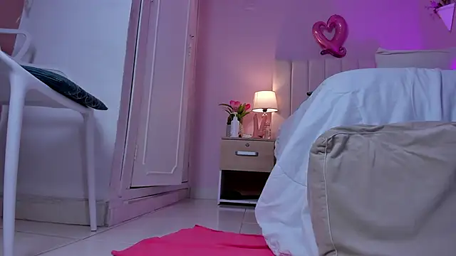  bianca 18 online show from March 8, 2025, 2:51 pm