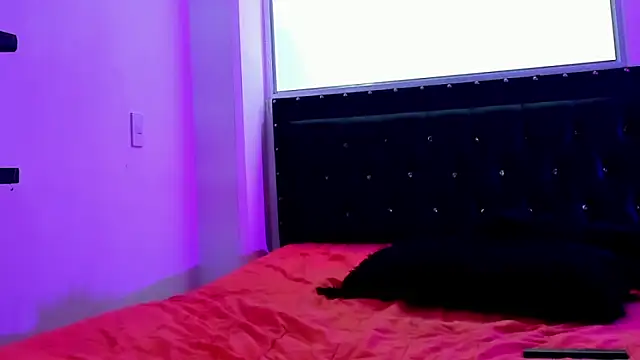 Snapshot of doll_celeste20 chatting on October 5, 2025, 5:55 pm doll celeste20 online show from October 5, 2025, 5:55 pm