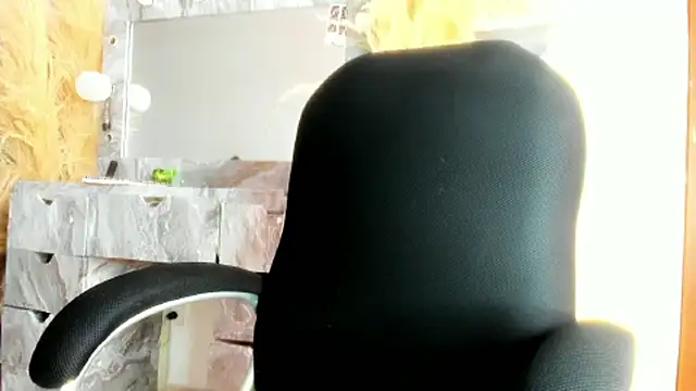 Snapshot of doll_celeste20 chatting on March 29, 2026, 5:35 pm doll celeste20 online show from March 29, 2026, 5:35 pm