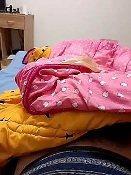 huzi518 online show from March 31, 2026, 1:33 pm