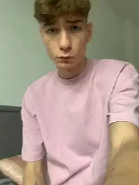 Snapshot of MiguelRausch chatting on December 12, 2024, 11:29 am MiguelRausch online show from December 12, 2024, 11:29 am