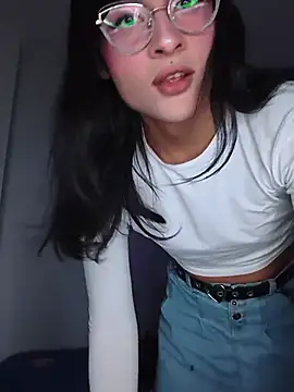 Kiitygirl online show from July 2, 2026, 10:16 pm