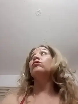 Fenix 528 online show from September 27, 2025, 4:01 pm