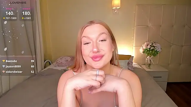 Snapshot of Emma__Leee chatting on February 6, 2025, 4:10 am Emma Leee online show from February 6, 2025, 4:10 am