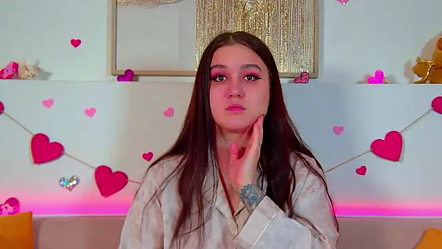 ChristinaMilton online show from February 13, 2026, 6:15 pm