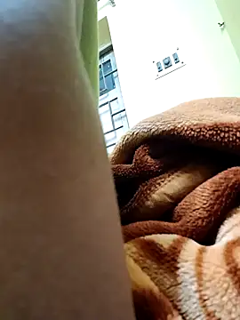 Snapshot of Sanaya_7 chatting on February 9, 2025, 5:43 pm Sanaya 7 online show from February 9, 2025, 5:43 pm