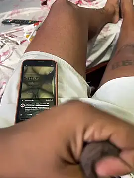 Snapshot of morenoroludo777 chatting on March 8, 2025, 5:33 pm morenoroludo777 online show from March 8, 2025, 5:33 pm