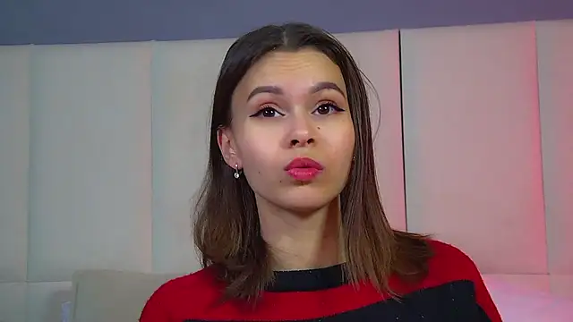 Snapshot of PollyLanders chatting on February 8, 2026, 8:12 pm PollyLanders online show from February 8, 2026, 8:12 pm