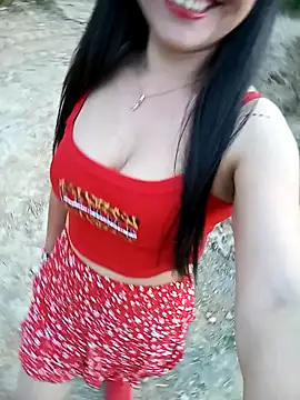 Snapshot of ELISA_90 chatting on February 5, 2025, 11:06 pm ELISA 90 online show from February 5, 2025, 11:06 pm