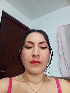 Snapshot of ELISA_90 chatting on September 29, 2025, 10:03 pm ELISA 90 online show from September 29, 2025, 10:03 pm