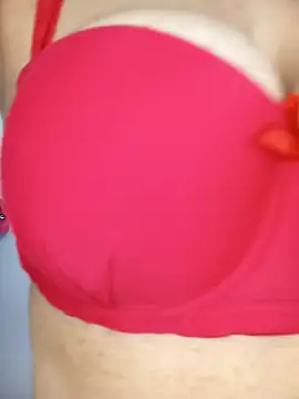 Snapshot of ELISA_90 chatting on November 15, 2025, 5:09 pm ELISA 90 online show from November 15, 2025, 5:09 pm