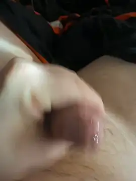 Snapshot of jrizz215 chatting on December 12, 2024, 6:53 pm jrizz215 online show from December 12, 2024, 6:53 pm