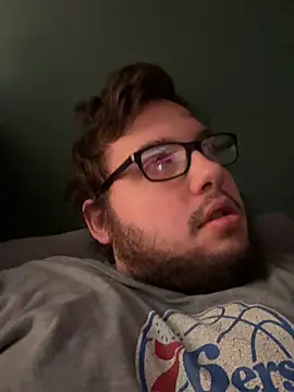 Snapshot of jrizz215 chatting on March 10, 2025, 6:23 pm jrizz215 online show from March 10, 2025, 6:23 pm