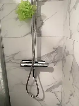 Lucascacaca online show from February 15, 2026, 2:14 pm