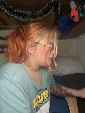 SophiaWeestt99 online show from January 7, 2026, 3:31 am