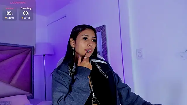 Snapshot of ZaraLim chatting on December 28, 2024, 12:03 pm ZaraLim online show from December 28, 2024, 12:03 pm