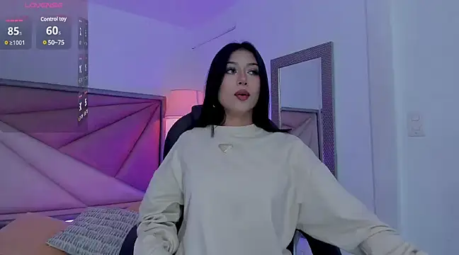 Snapshot of ZaraLim chatting on February 6, 2025, 12:26 pm ZaraLim online show from February 6, 2025, 12:26 pm