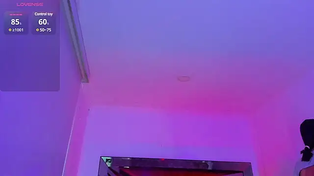 Snapshot of ZaraLim chatting on February 7, 2025, 12:06 pm ZaraLim online show from February 7, 2025, 12:06 pm