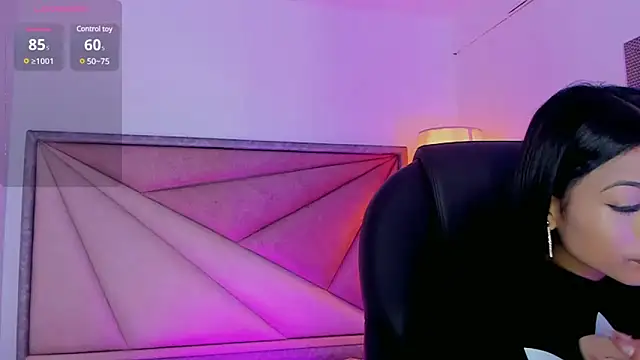 Snapshot of ZaraLim chatting on February 21, 2025, 3:54 pm ZaraLim online show from February 21, 2025, 3:54 pm