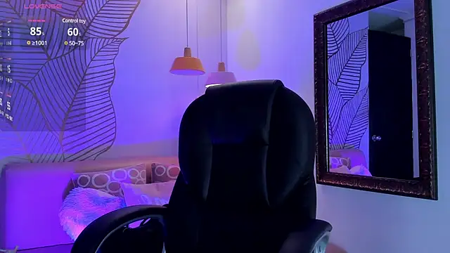 Snapshot of ZaraLim chatting on February 28, 2025, 12:09 pm ZaraLim online show from February 28, 2025, 12:09 pm