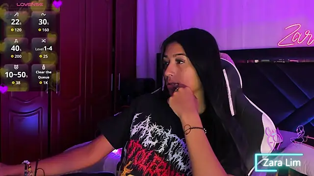 Snapshot of ZaraLim chatting on September 10, 2025, 11:38 pm ZaraLim online show from September 10, 2025, 11:38 pm