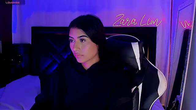 Snapshot of ZaraLim chatting on November 16, 2025, 2:17 am ZaraLim online show from November 16, 2025, 2:17 am