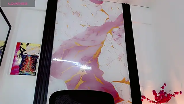 Snapshot of Diosiris_Riannys chatting on August 5, 2026, 7:28 pm Diosiris Riannys online show from August 5, 2026, 7:28 pm
