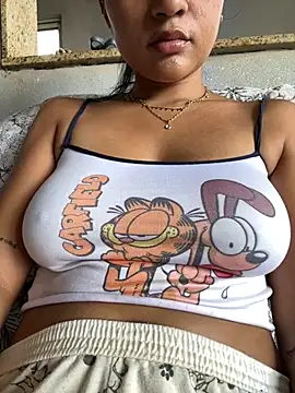 Snapshot of medusahott40 chatting on March 17, 2025, 4:33 pm medusahott40 online show from March 17, 2025, 4:33 pm