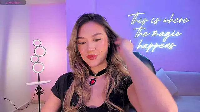 Snapshot of RebeccaHudson chatting on October 25, 2025, 7:30 pm RebeccaHudson online show from October 25, 2025, 7:30 pm