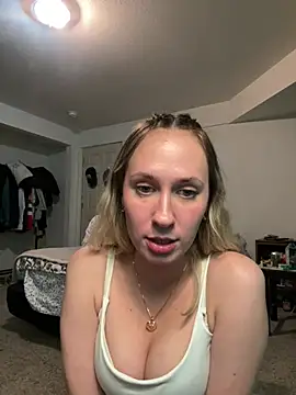 M1ssyk1ssy online show from December 16, 2024, 1:21 am