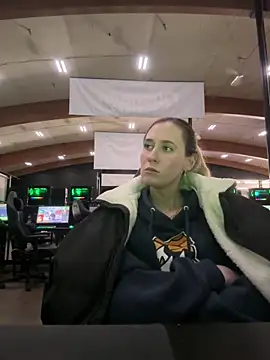 M1ssyk1ssy online show from January 31, 2025, 10:42 pm