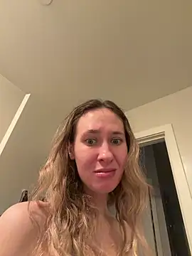 Snapshot of M1ssyk1ssy chatting on May 20, 2026, 4:13 pm M1ssyk1ssy online show from May 20, 2026, 4:13 pm