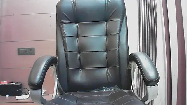 Snapshot of collage_hoty chatting on September 23, 2025, 4:54 pm collage hoty online show from September 23, 2025, 4:54 pm